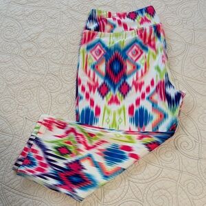 Reel Legends Colorful Patterned Women’s Capri Leggings